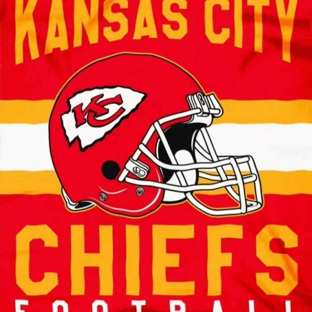 KANSAS CITY CHIEFS  60" x 80" BLANKET/COVERUP